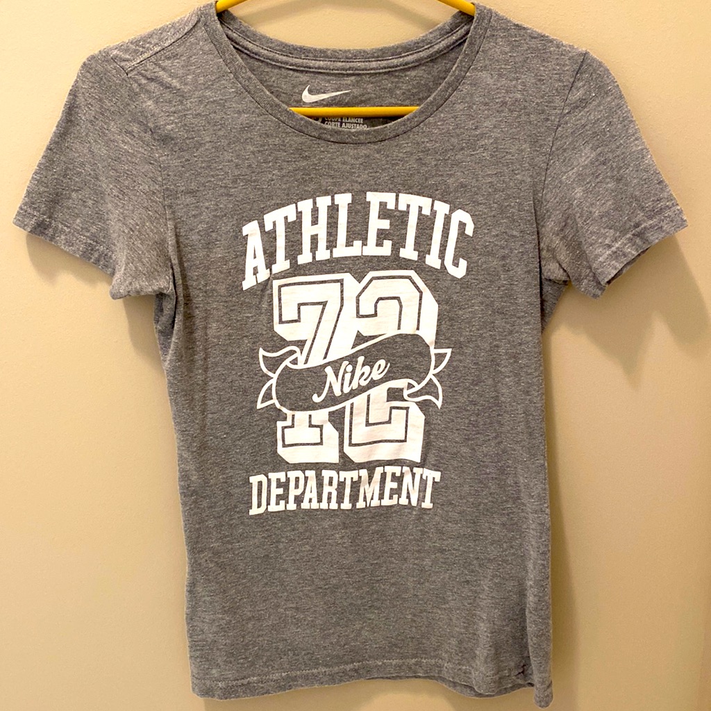 Nike Slim Fit Athletic Tee. Xs